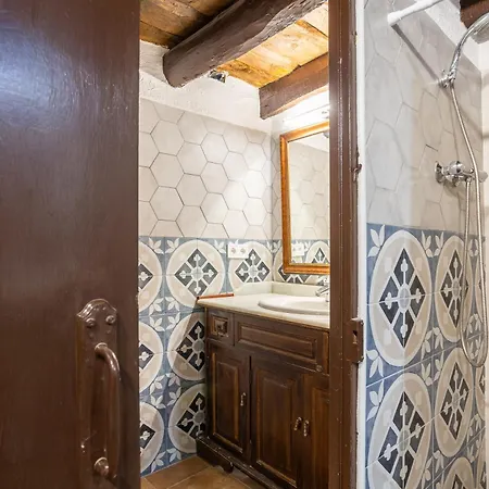 Masía Garriga, Casa Pelegrí Gerona