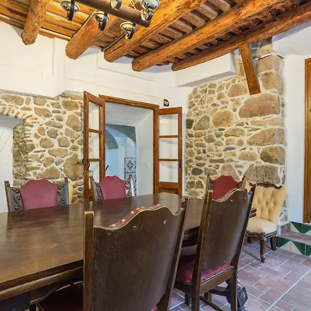 Masía Garriga, Casa Pelegrí