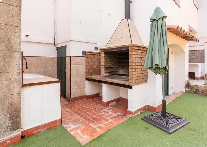 Masia Garriga, Casa Pelegri בית נופש ז'ירונה